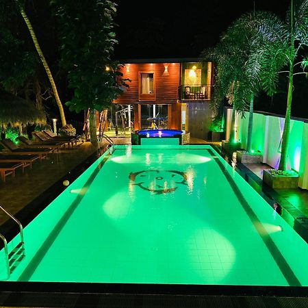 Hotel River Front Tissamaharama Luaran gambar