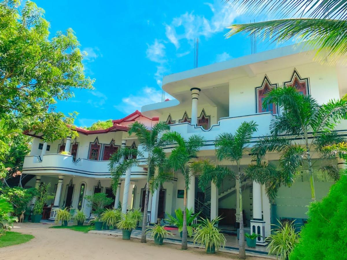 Hotel River Front Tissamaharama Luaran gambar