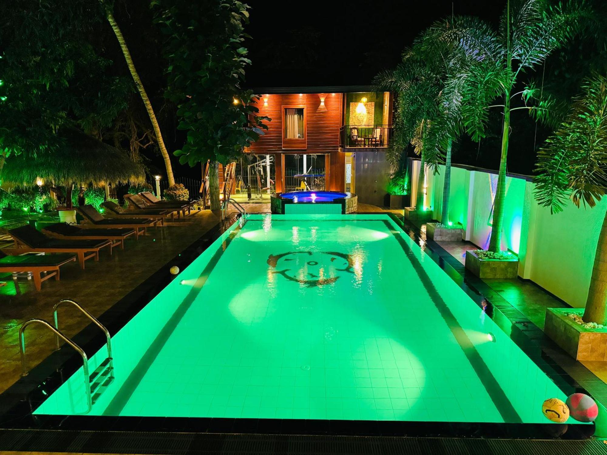 Hotel River Front Tissamaharama Luaran gambar